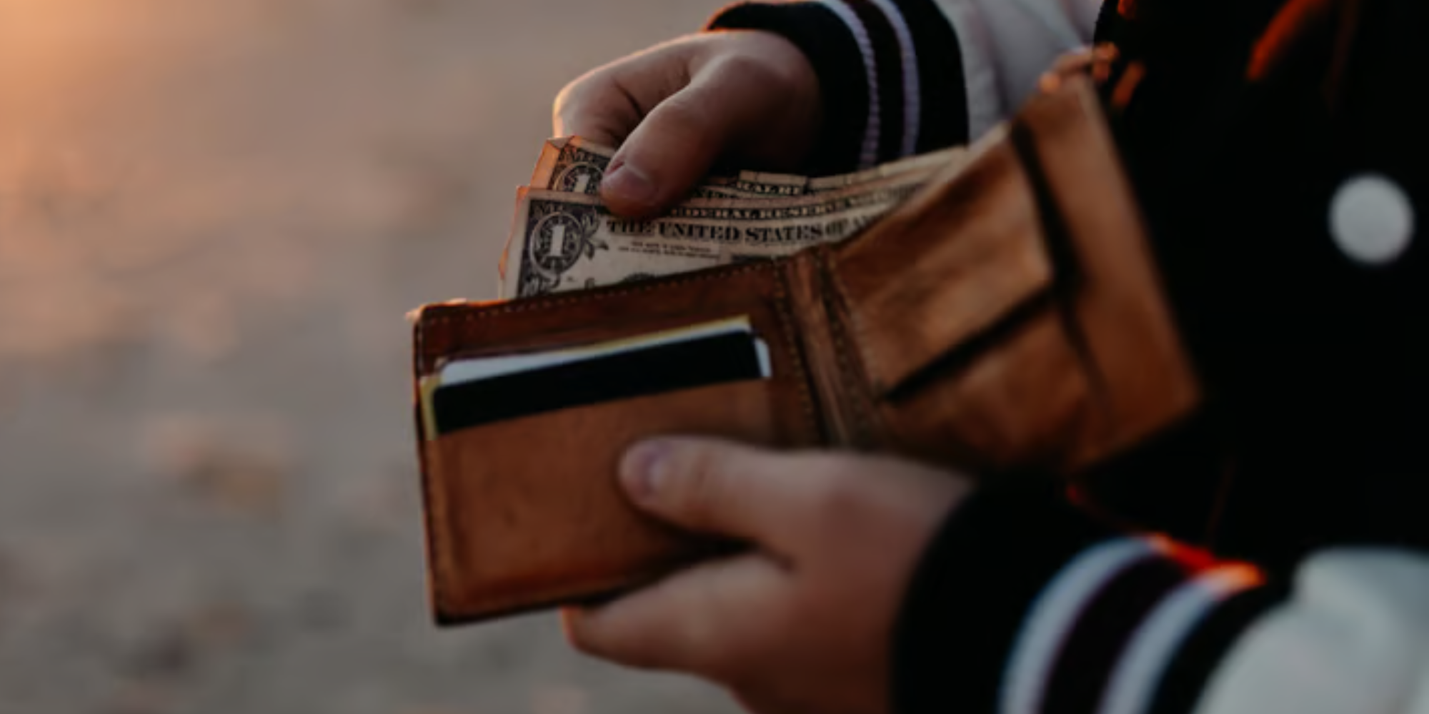 Best Wallets Under $50 That Don’t Look Cheap - Mountain Born